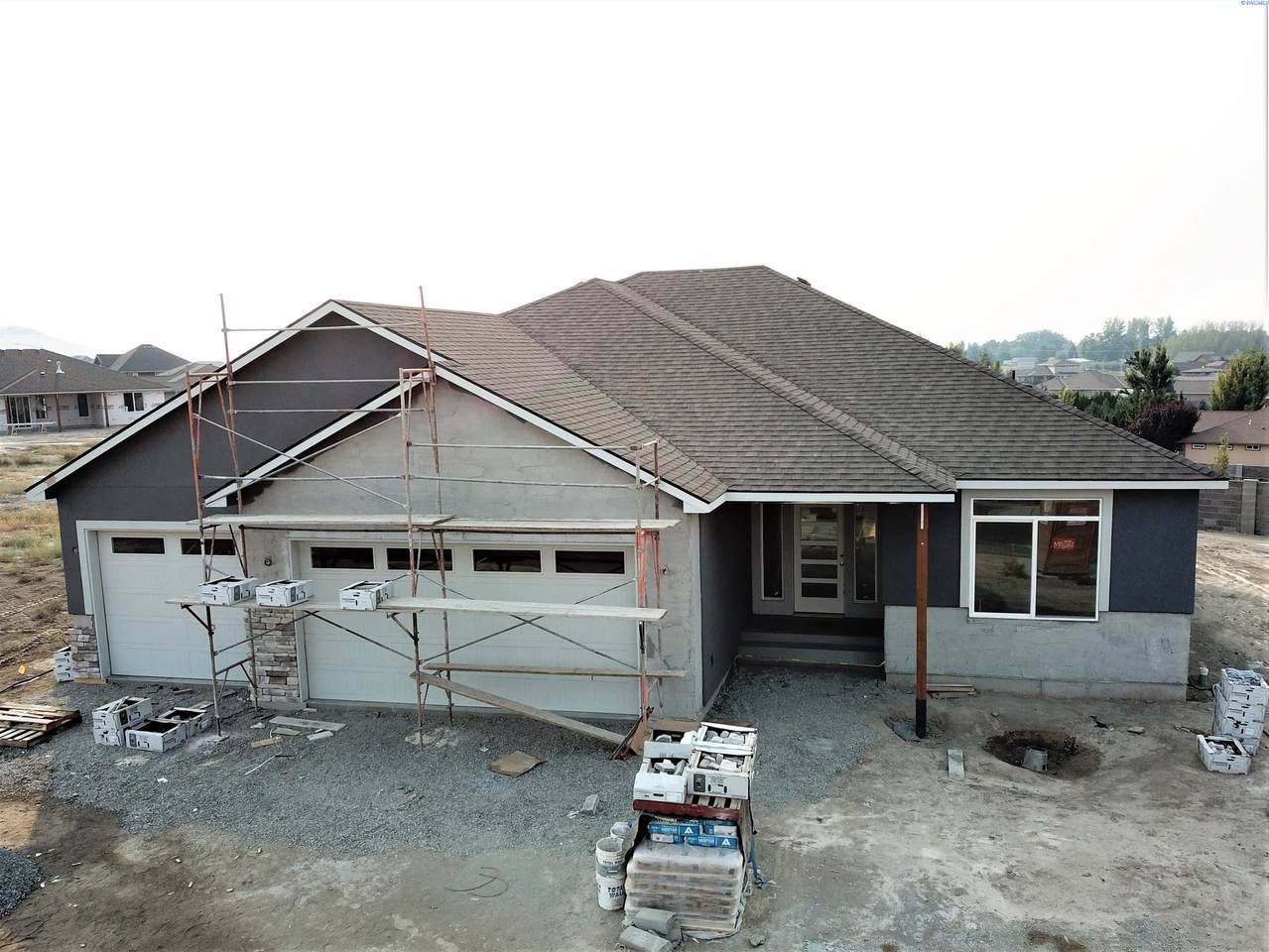 635 Cortona - Photo 1
