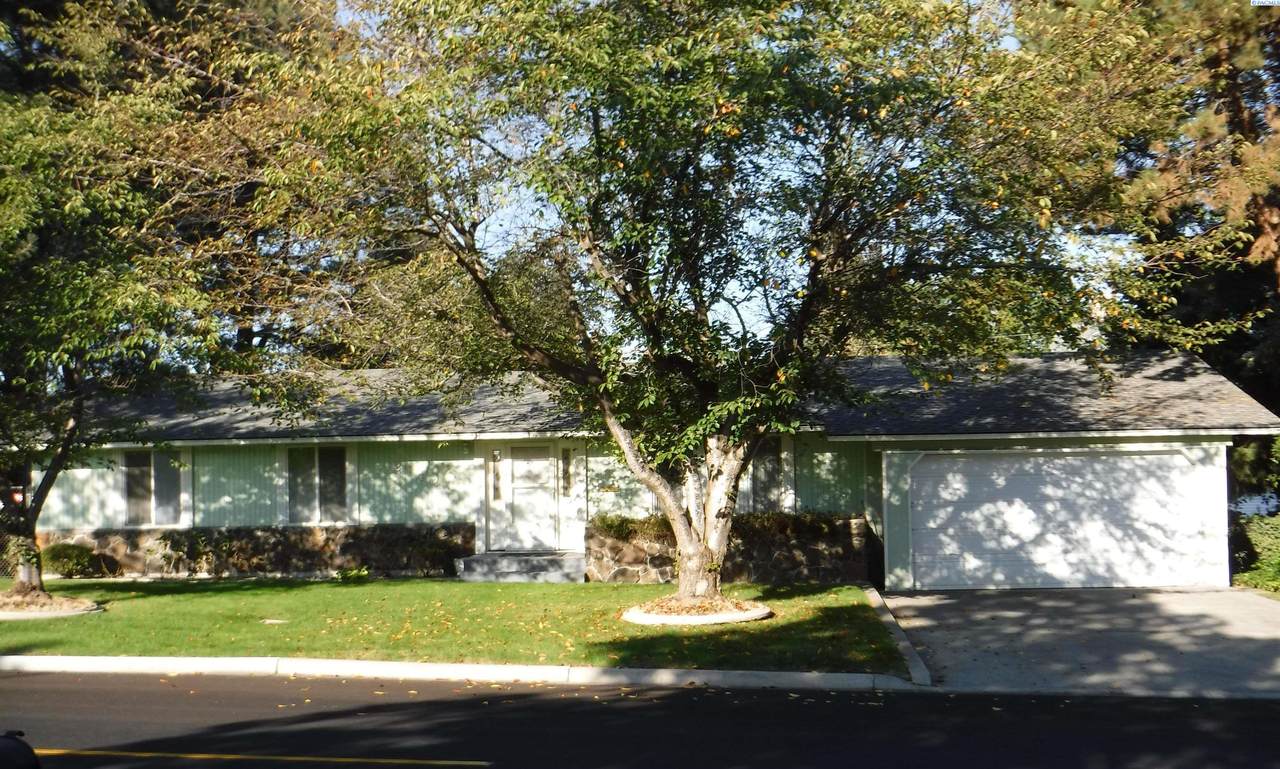 2149 Davison Ave. - Photo 1