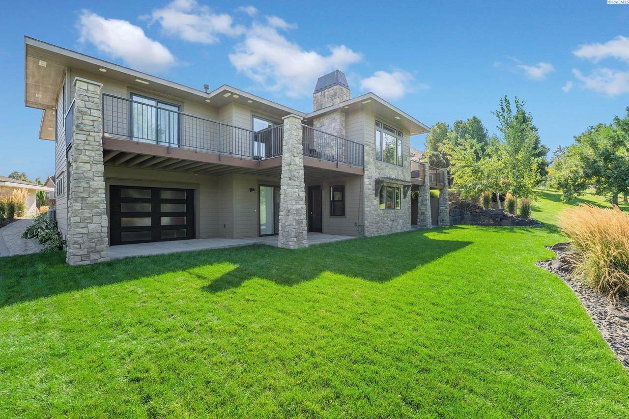 3406 Morain St - Photo 1