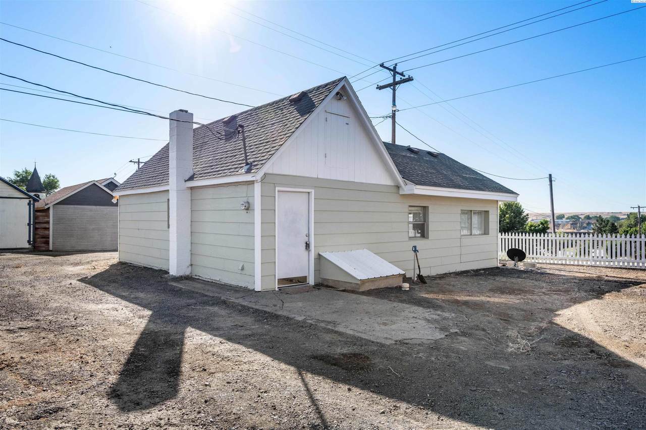 450 Adams - Photo 1
