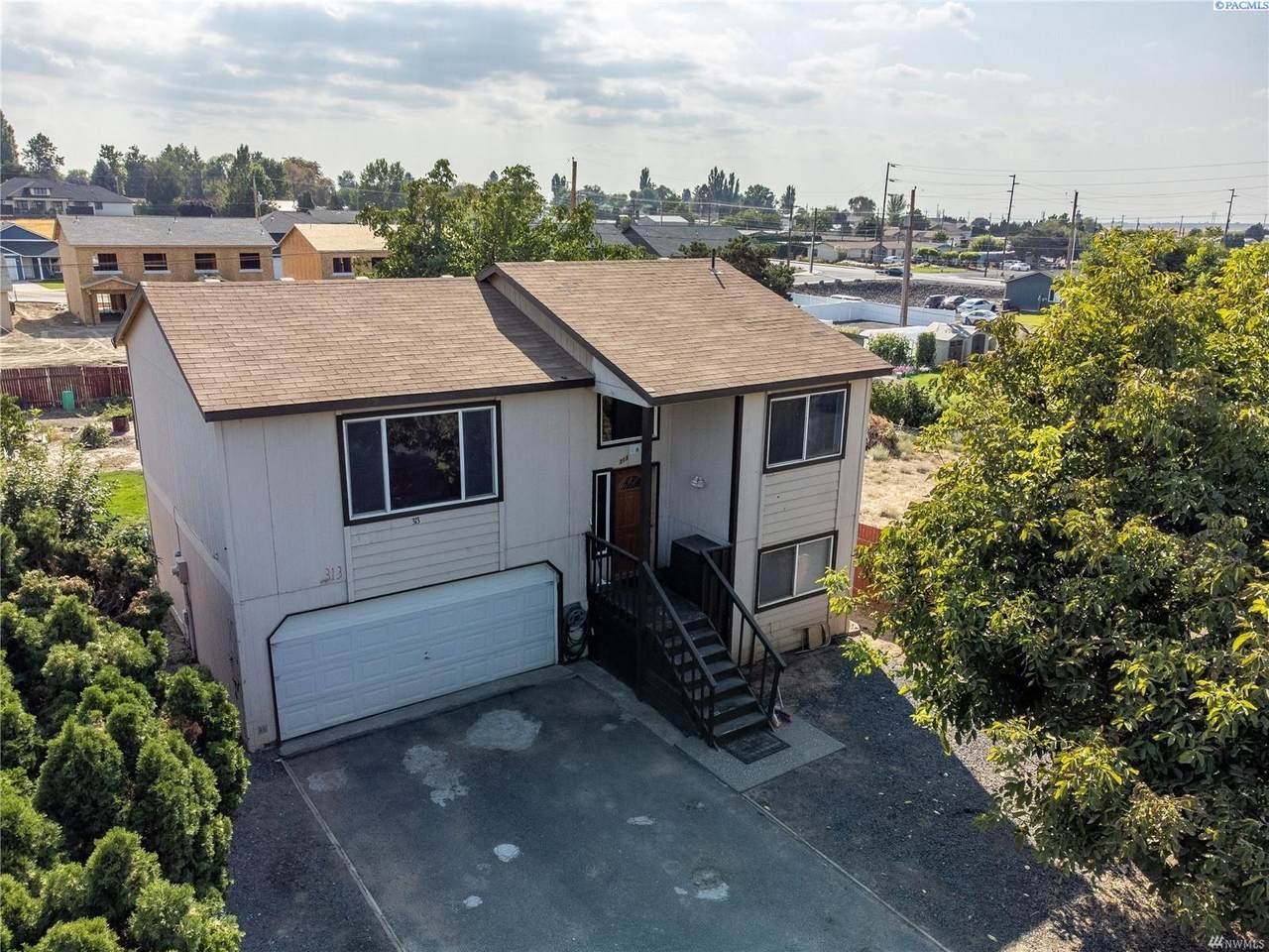 313 5th Ave - Photo 1