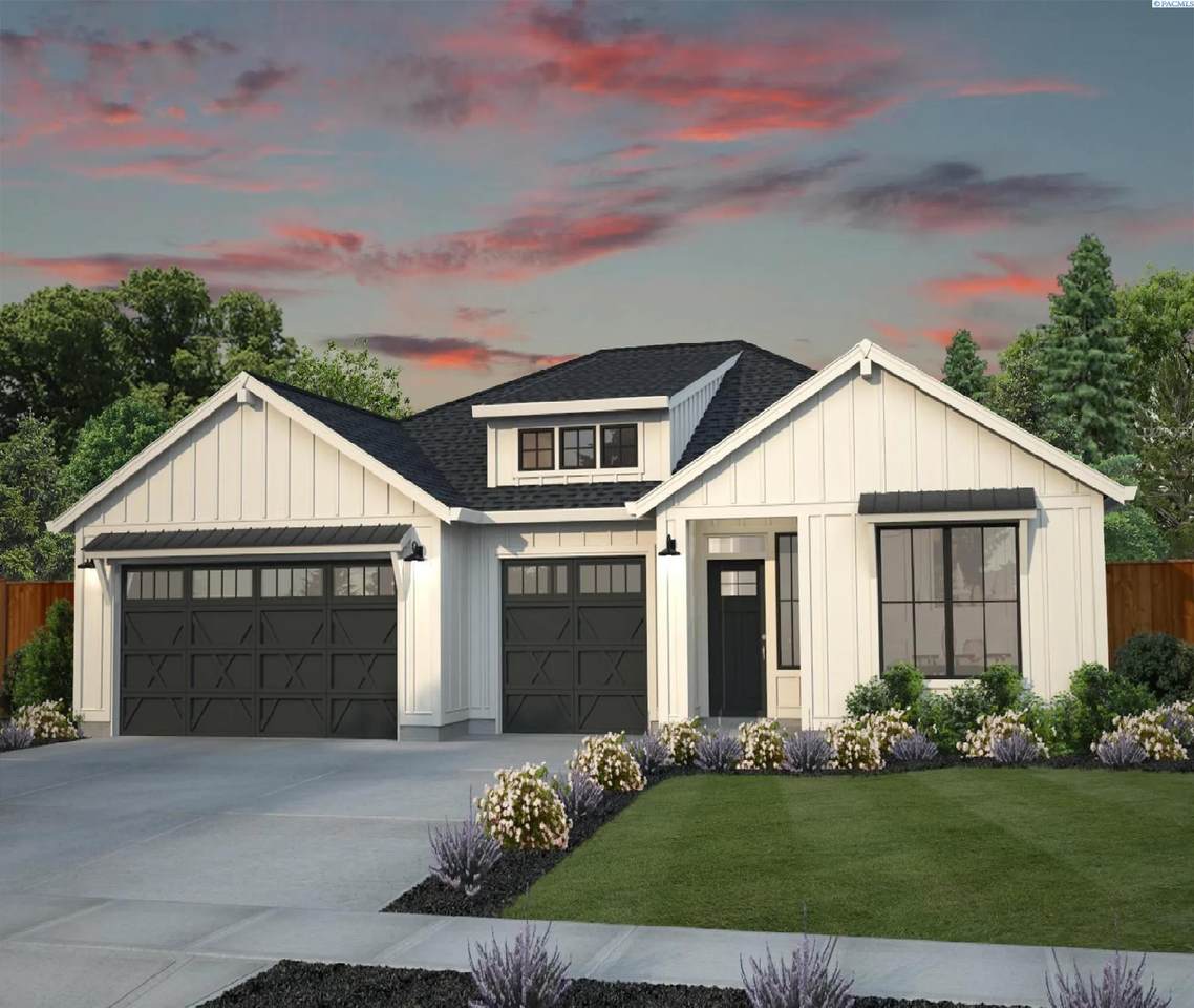 4706 White Drive - Photo 1