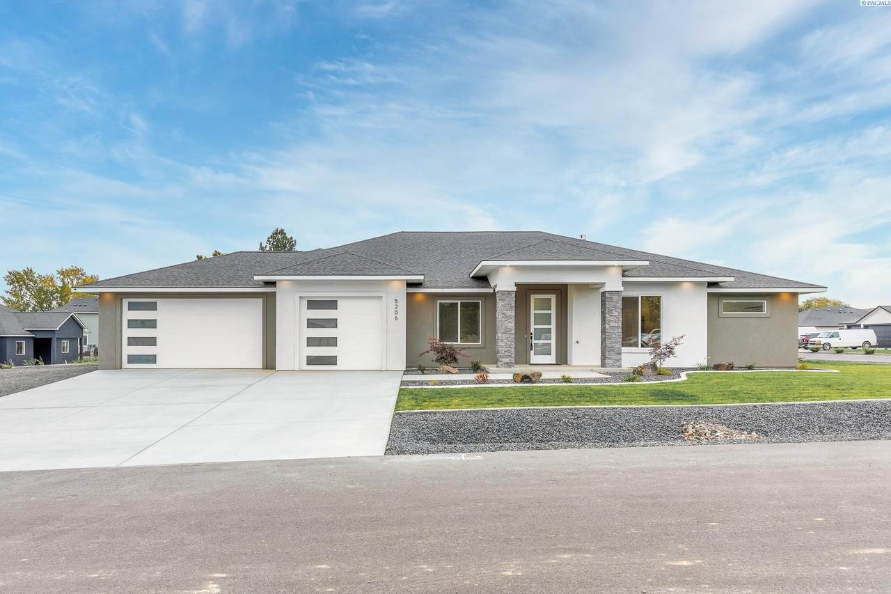 5206 Margaret St - Photo 1