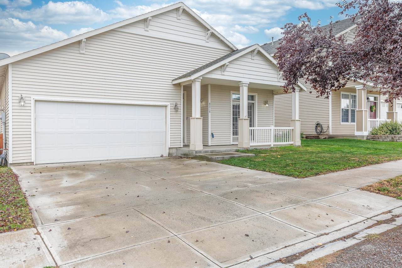 6216 Comiskey Dr - Photo 1