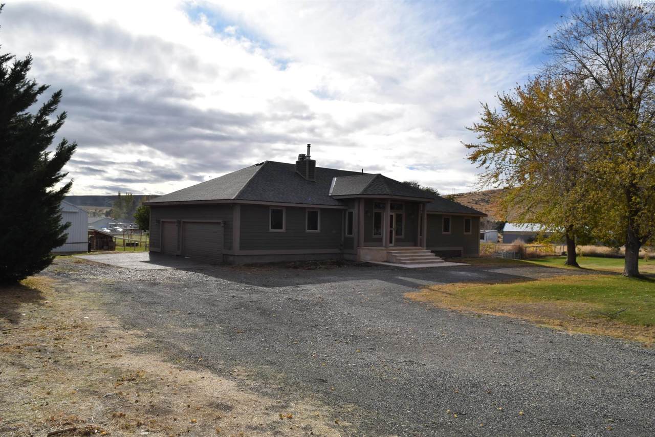45603 Mayo Drive - Photo 1