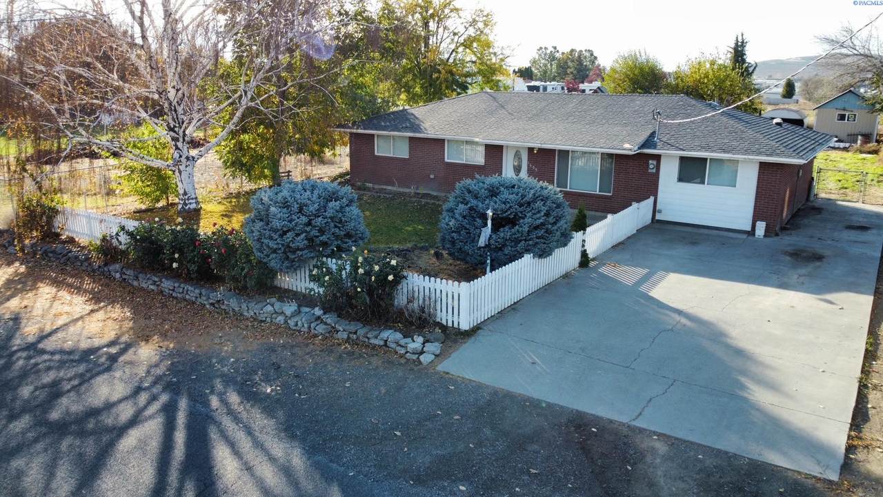 1609 Saul Rd - Photo 1