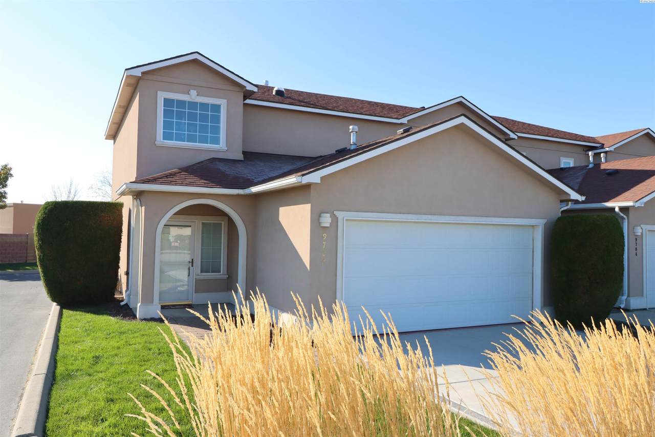9702 Mia Lane - Photo 1