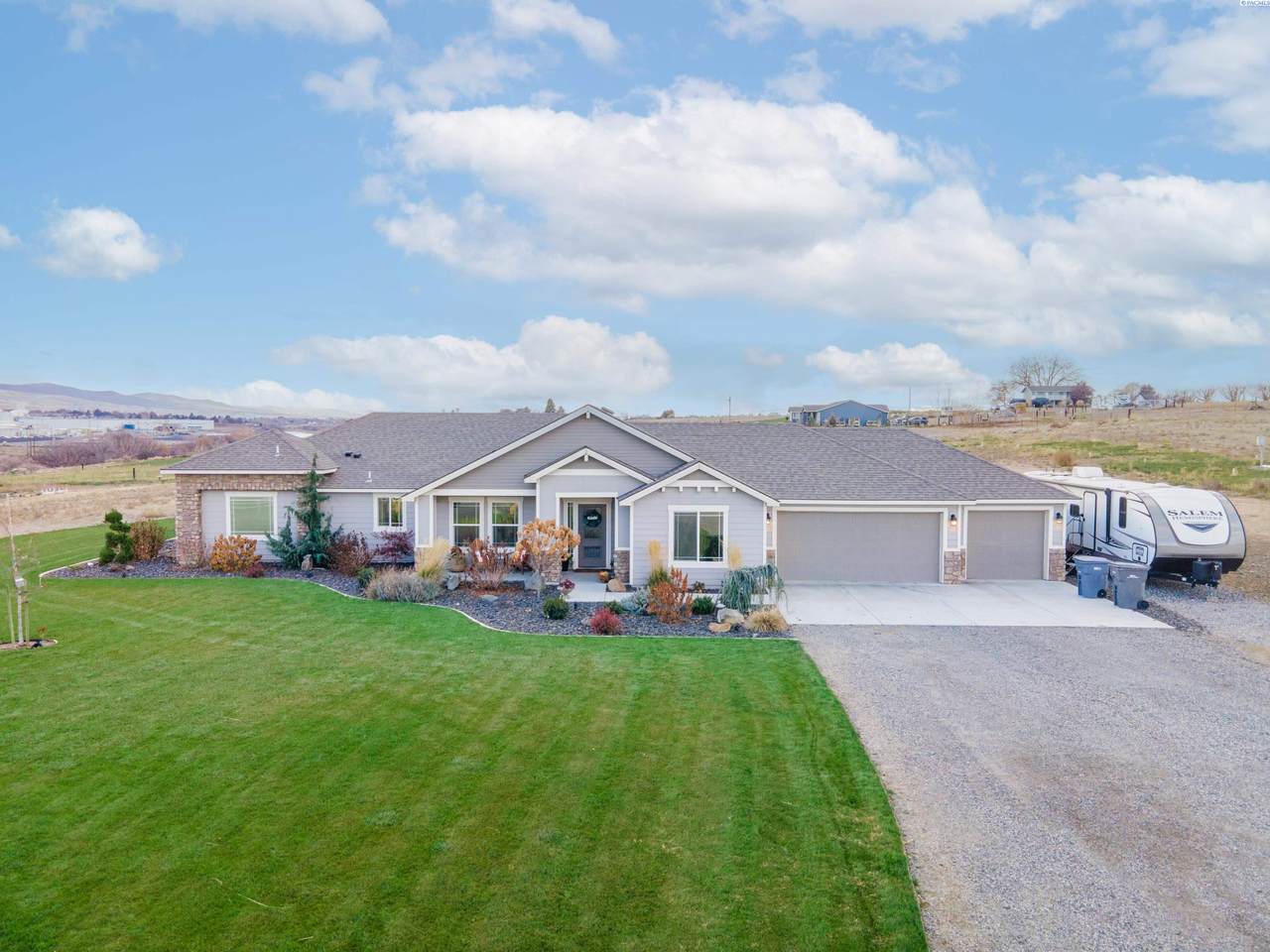 7416 Pleasant Dr. - Photo 1
