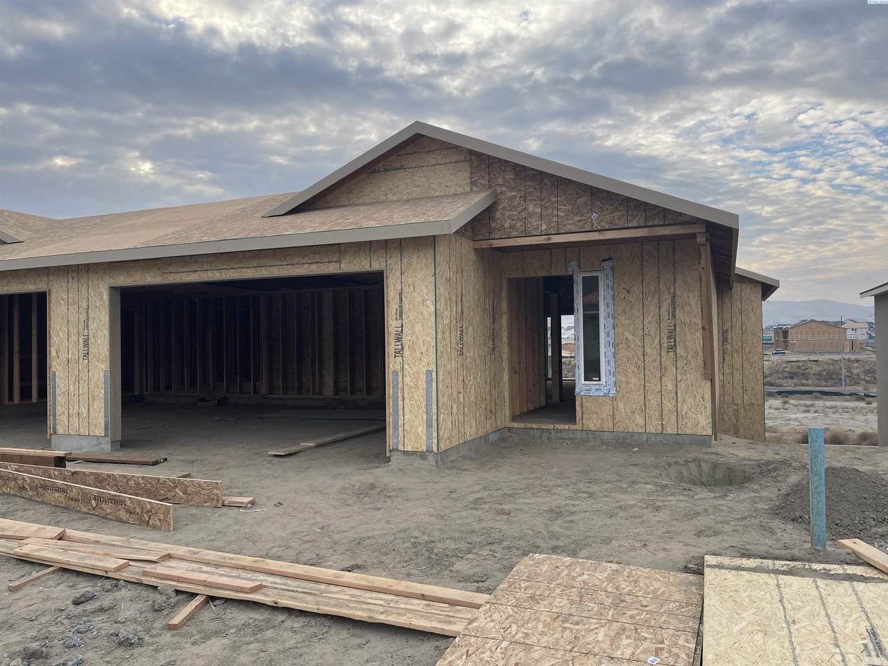 883 Duke Lane - Photo 1