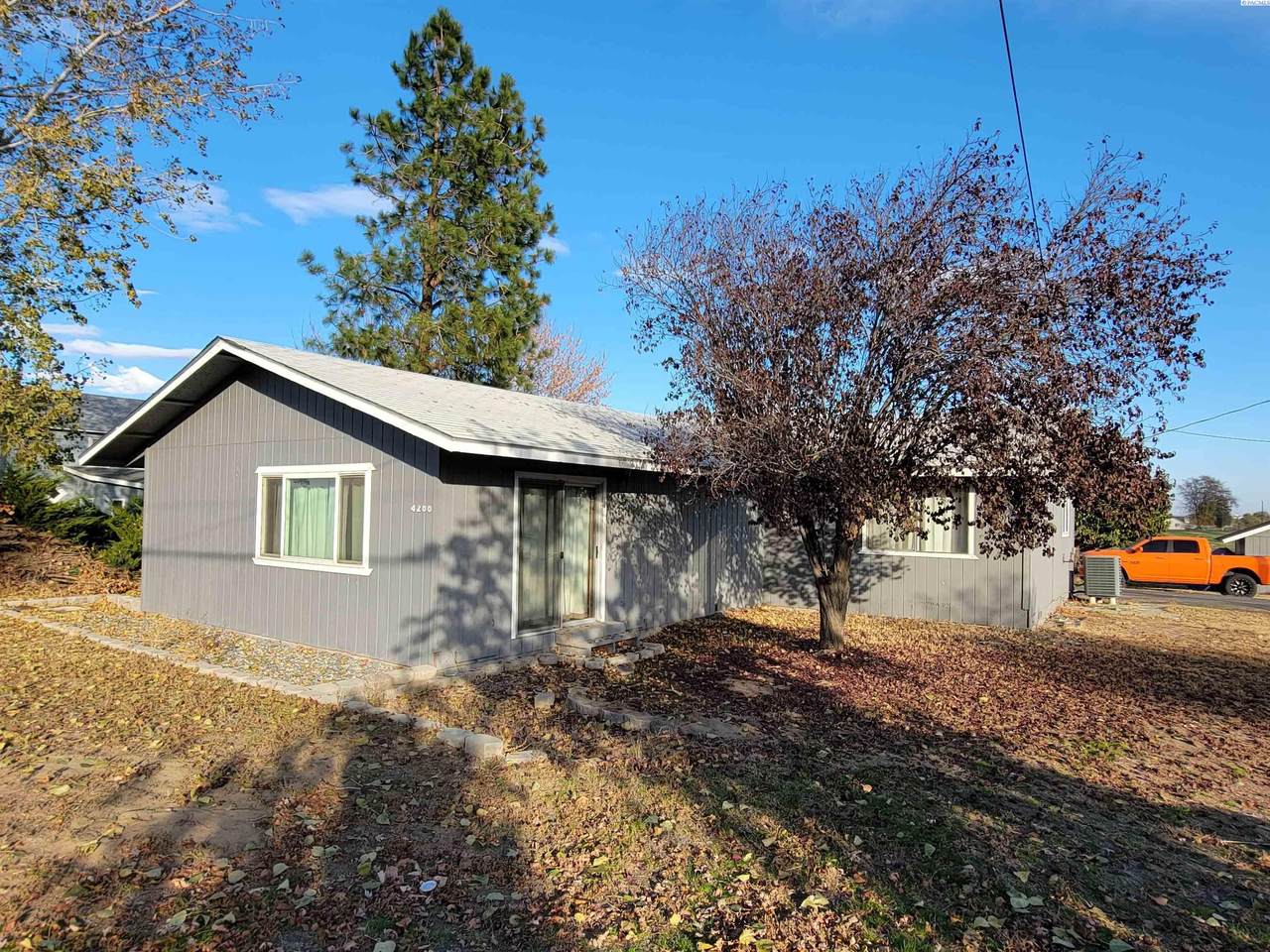 4200 Sunnyside Mabton Hwy - Photo 1