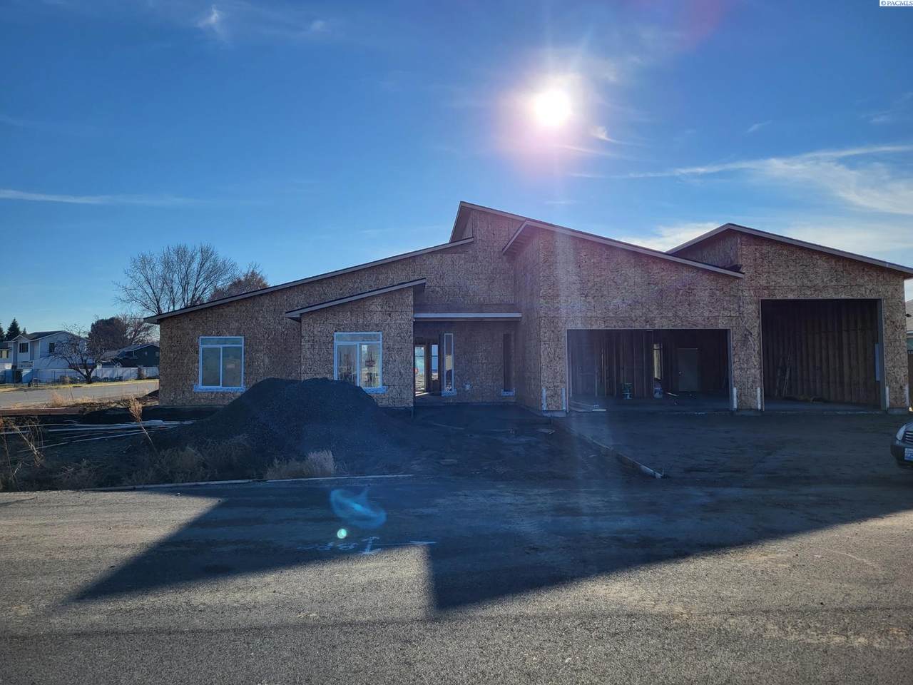 5202 Henry Ct - Photo 1