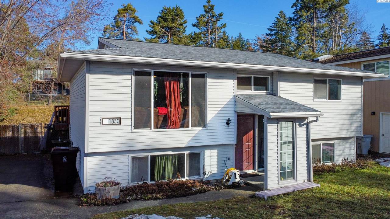 1830 Hall Dr - Photo 1