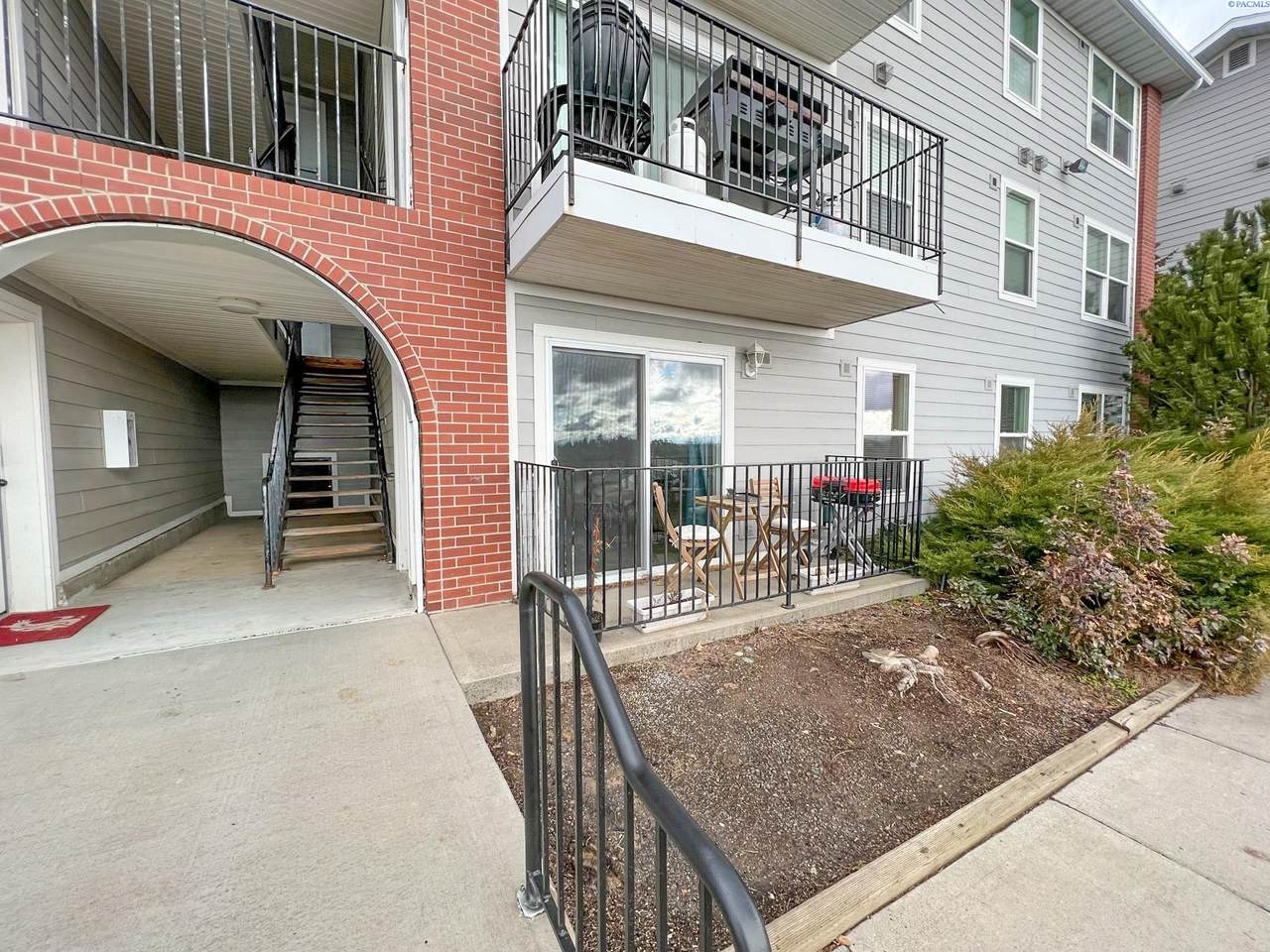 1645 Merman Drive - Photo 1