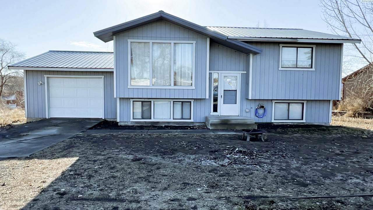 304 4th St. - Photo 1