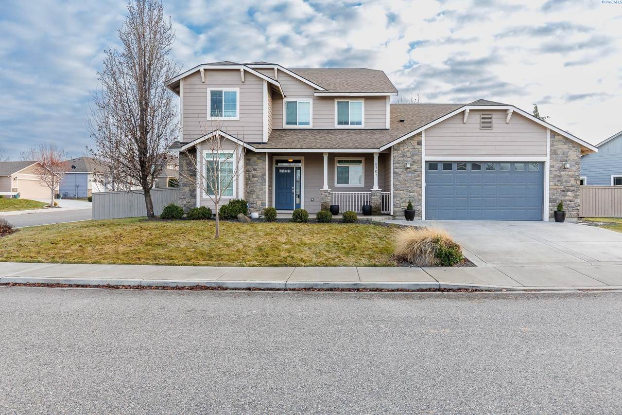 5707 18th Ave - Photo 1