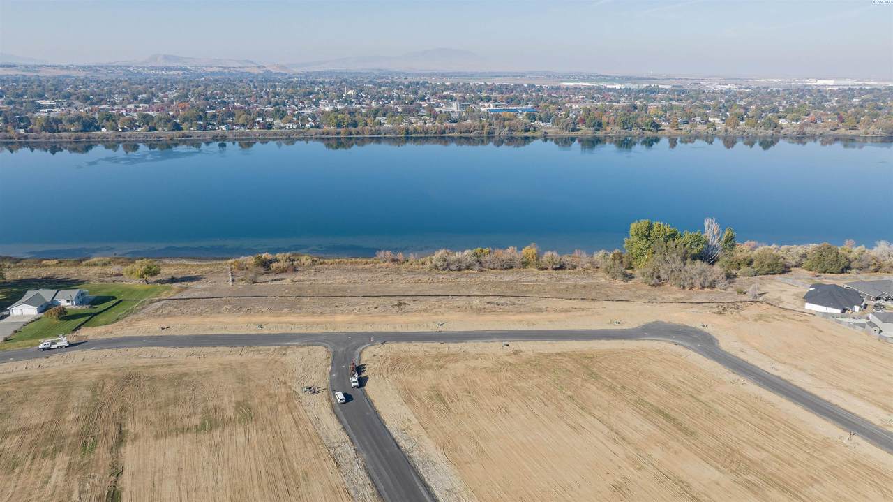 6524 Elvy Way - Photo 1