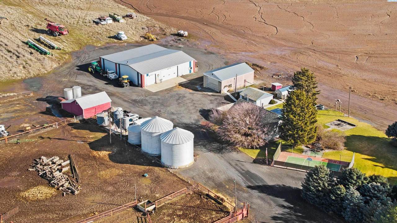 2082 Neergaard Rd. - Photo 1