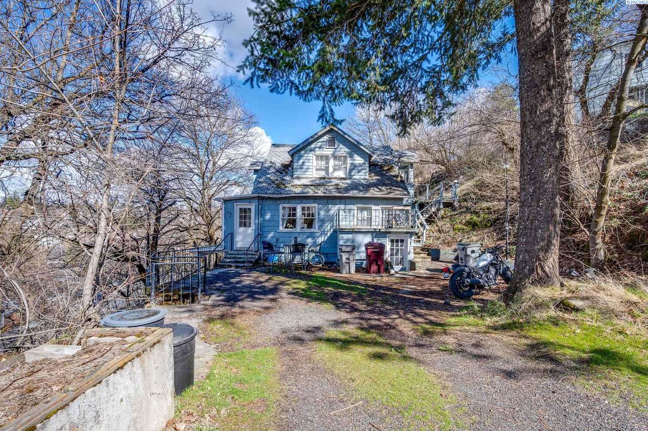 230-240 Spring Street - Photo 1