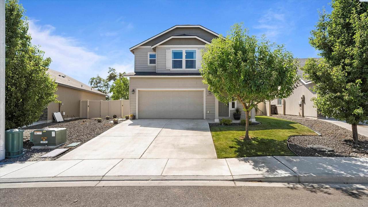 2237 23rd Ave - Photo 1