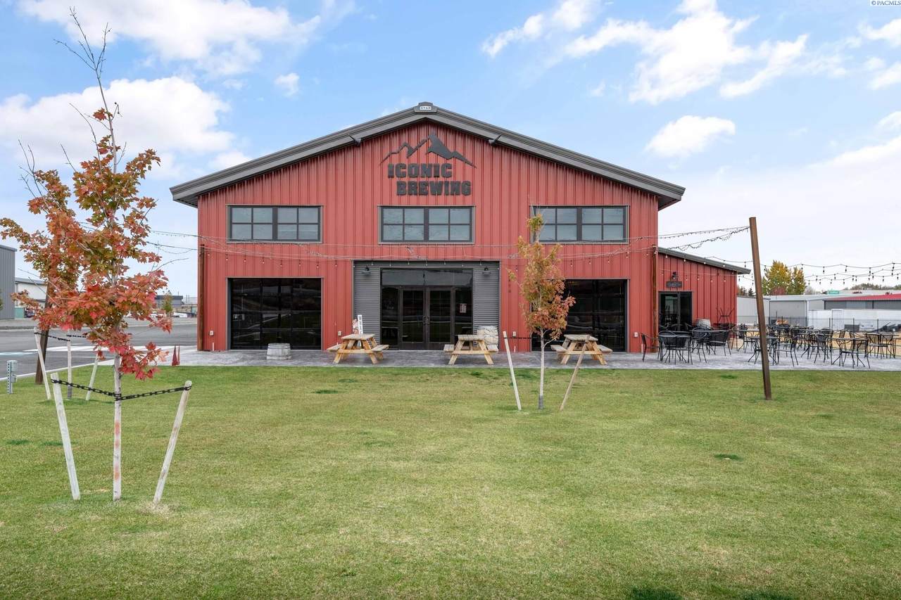 2470 Henderson Loop - Photo 1