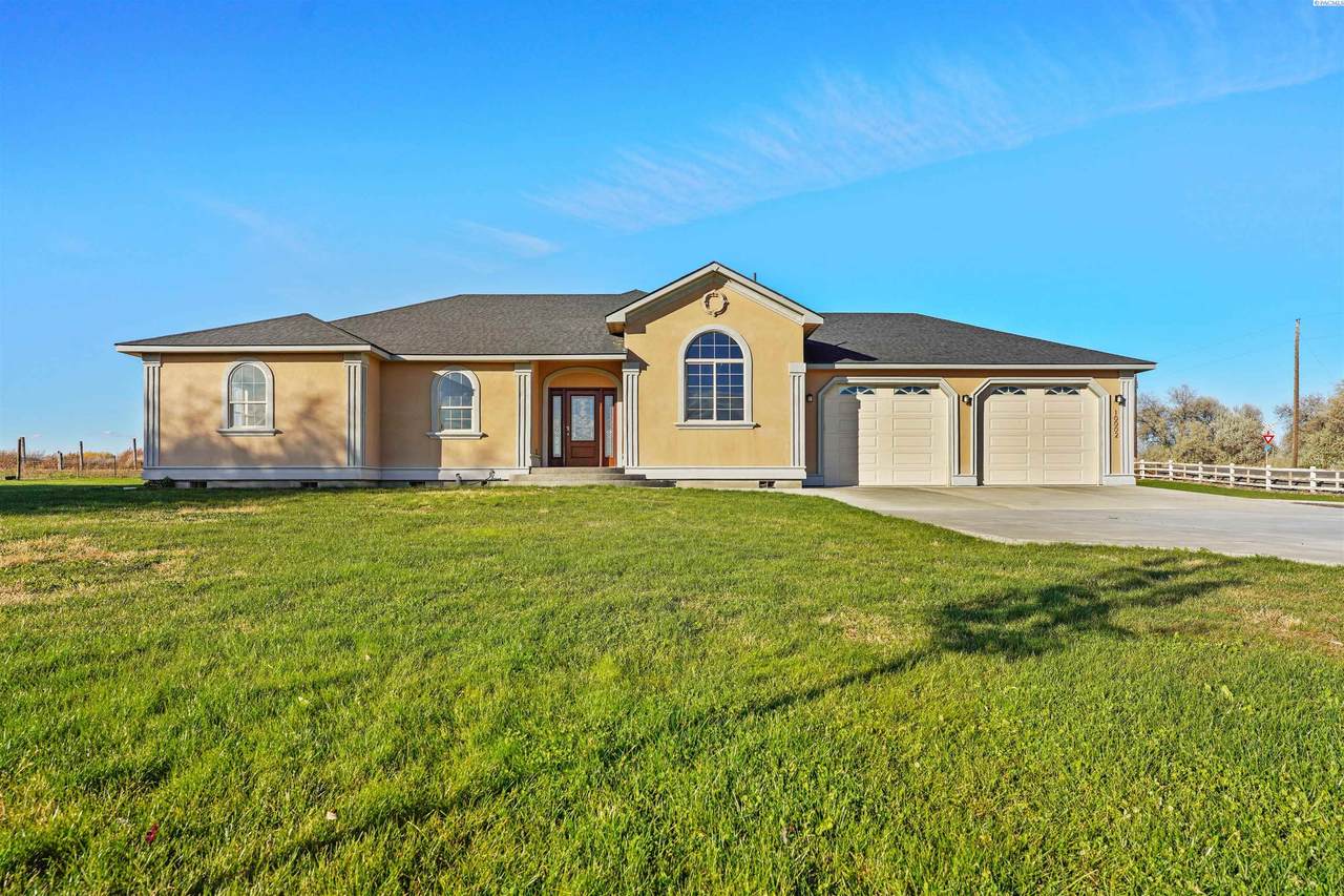 10002 Wamba Rd - Photo 1