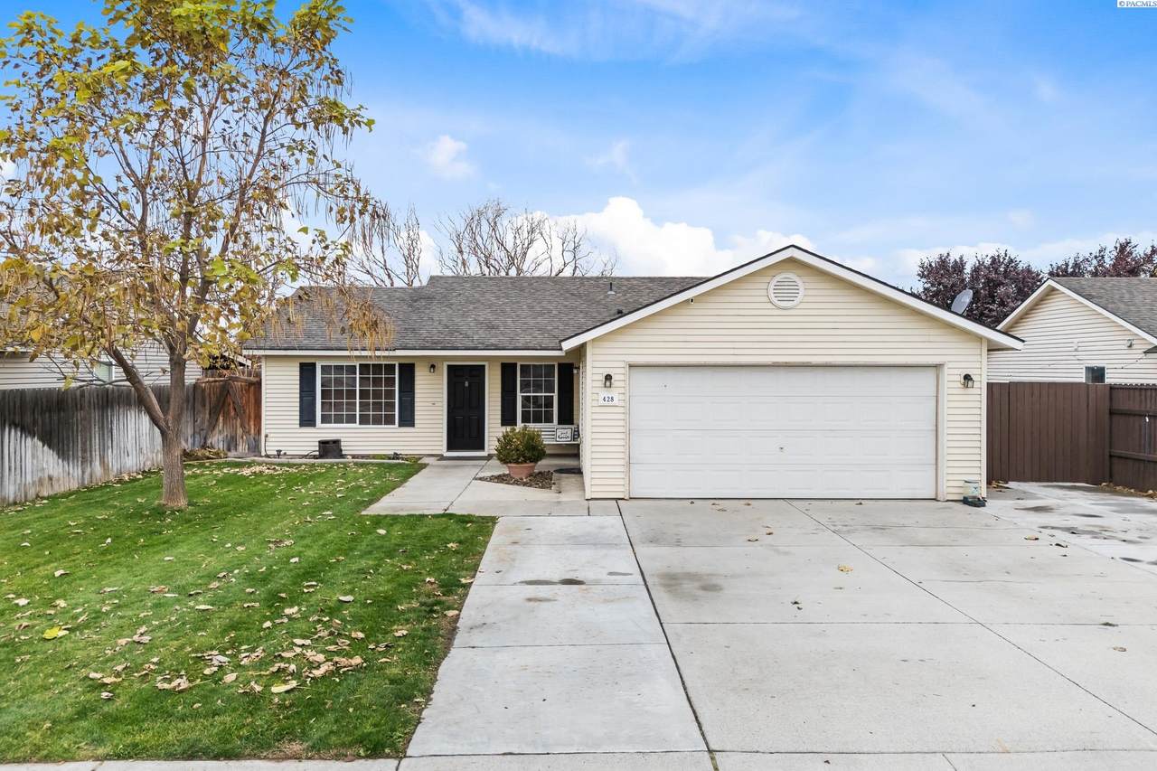 428 Arbutus Avenue - Photo 1