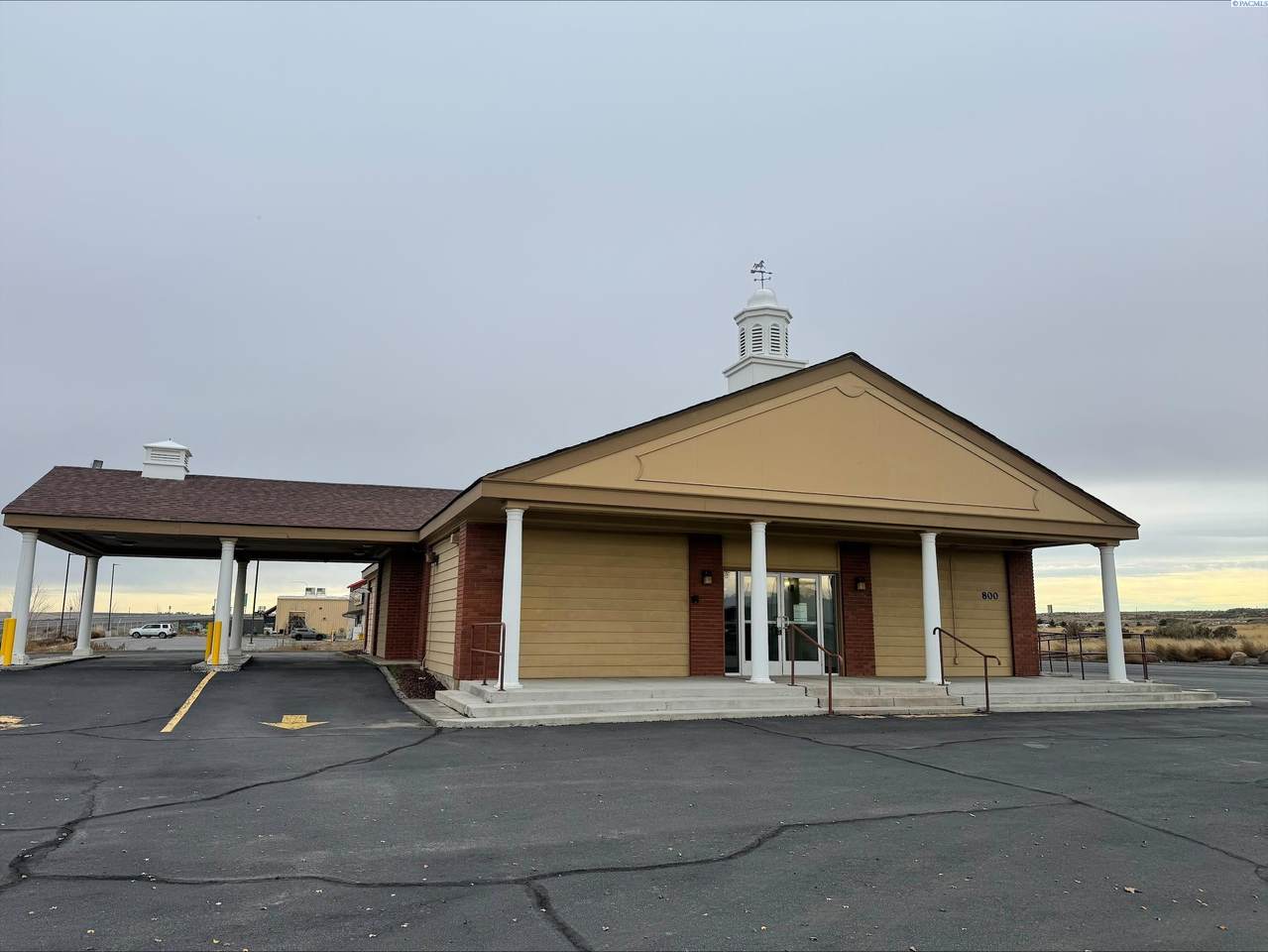 800 Columbia Ave - Photo 1