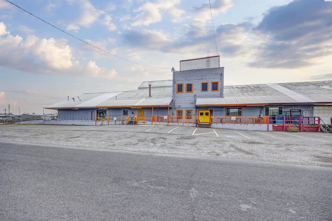 206 Benton St - Photo 1