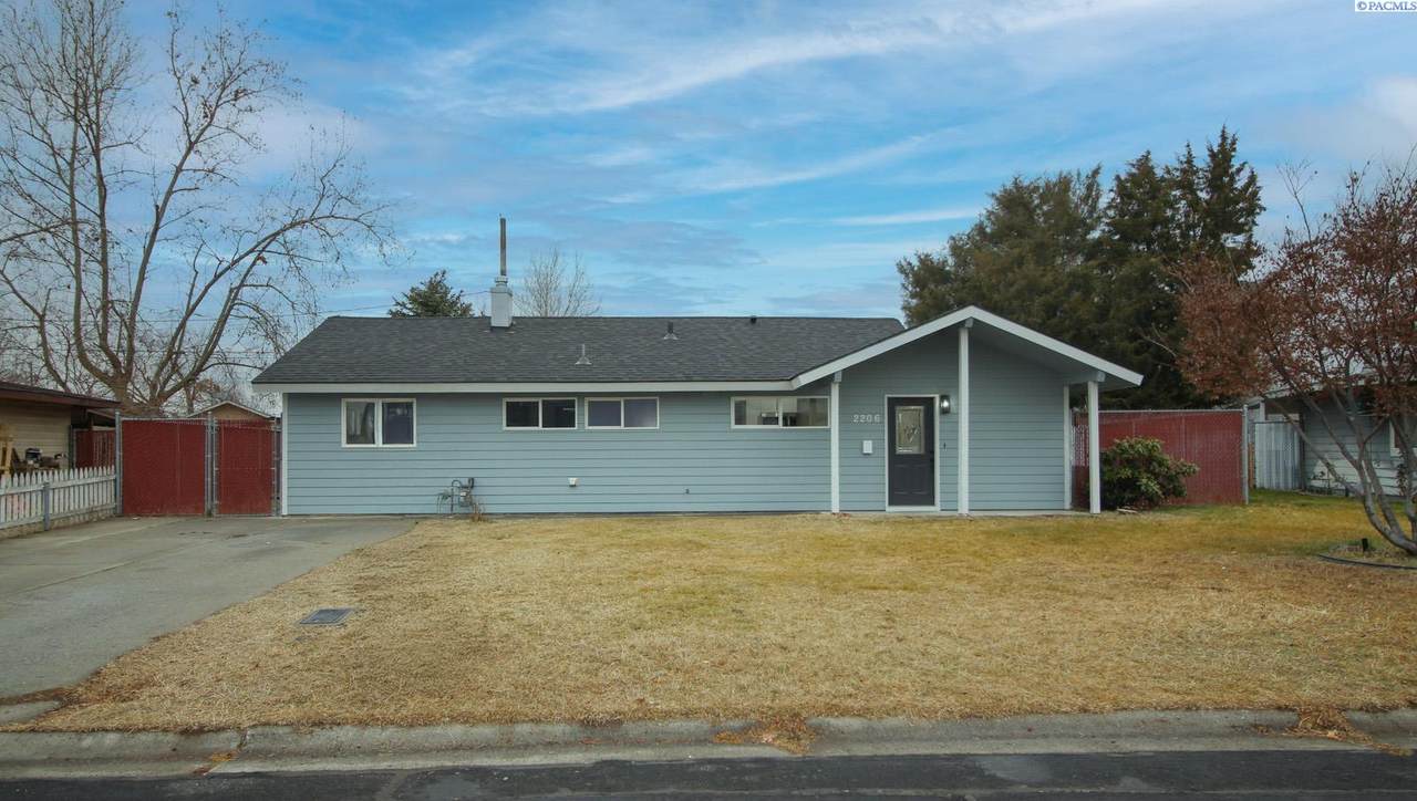 2206 Dallas Street - Photo 1