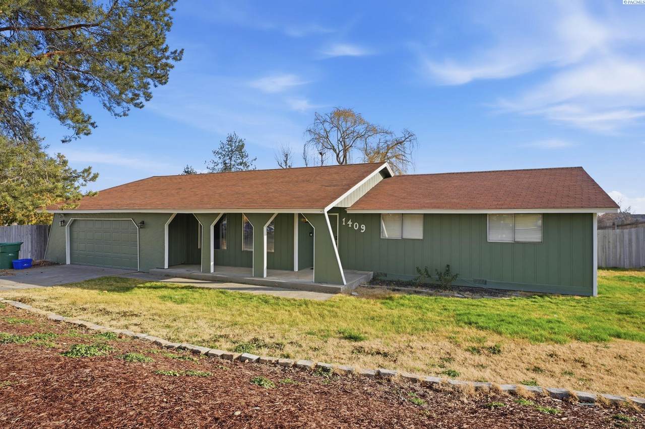 1409 Olympia Pl. - Photo 1