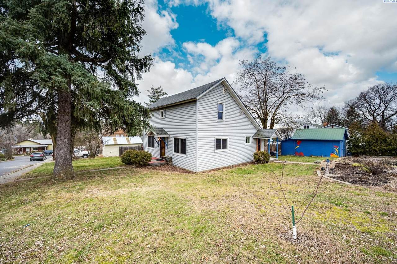 325 K Street - Photo 1