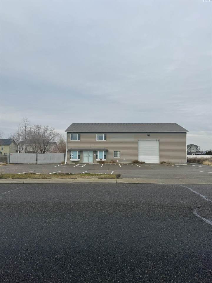 1310 Road 36 - Photo 1