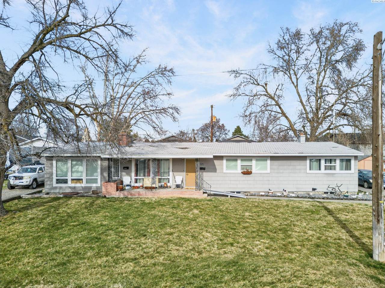 2106-2108 Trippe St - Photo 1