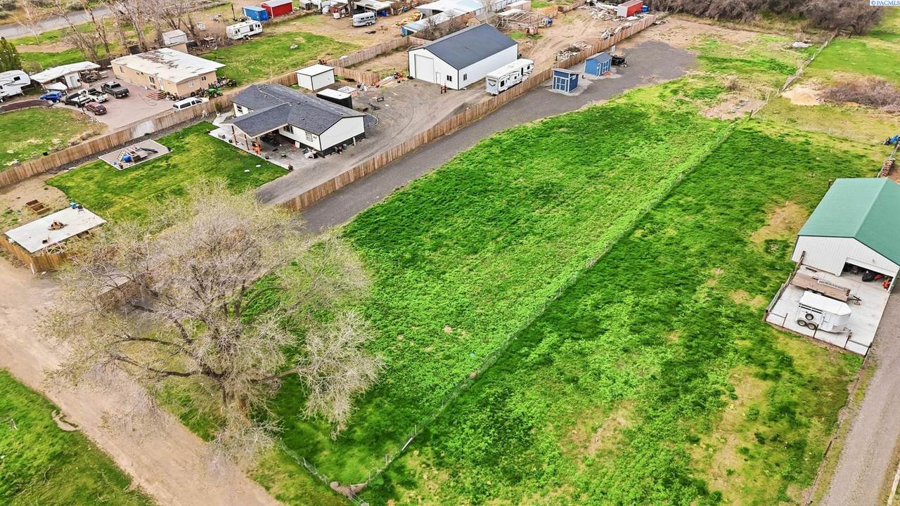  82 Pr Ne - Photo 1
