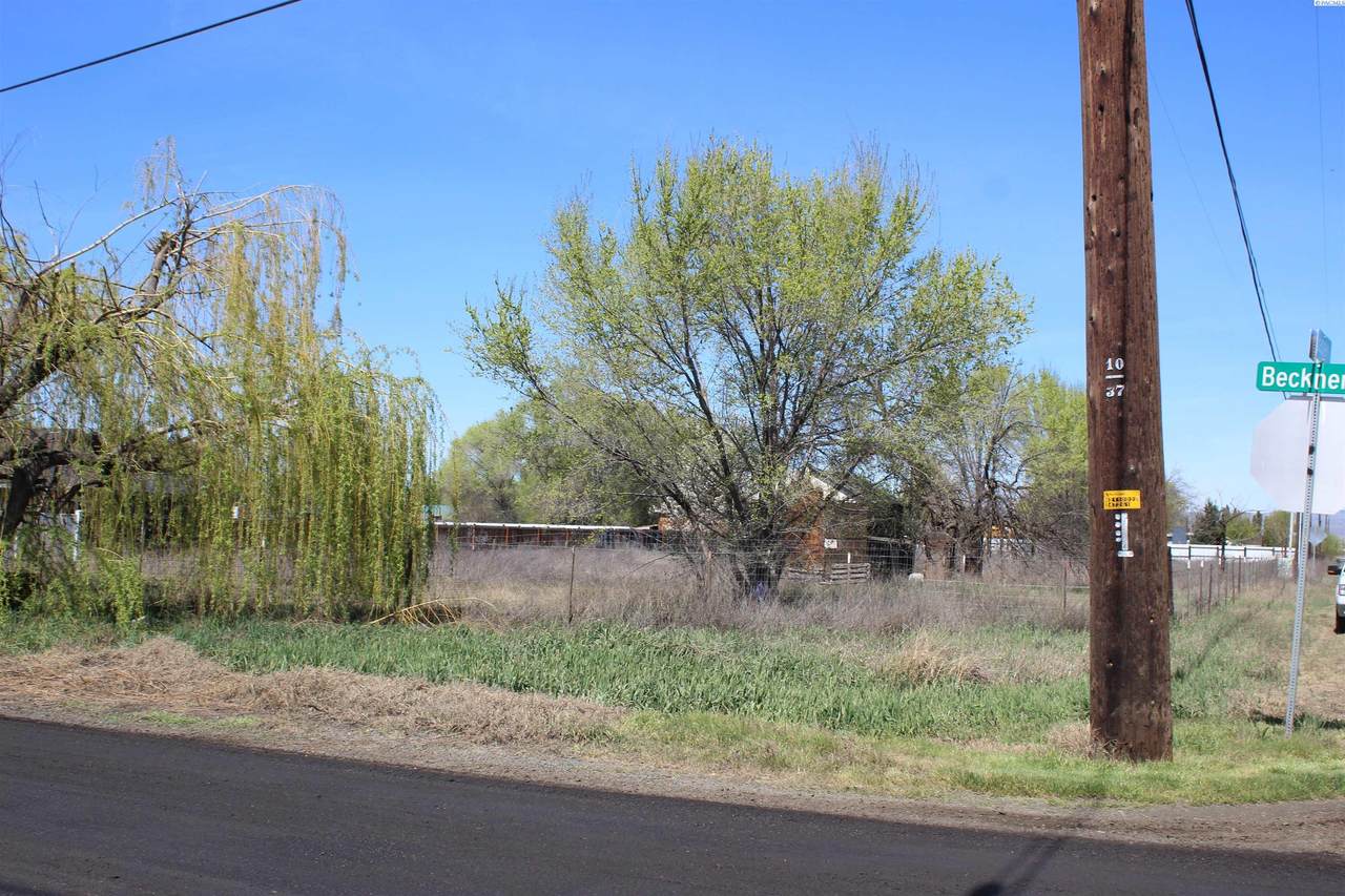 803 Bagley Rd - Photo 1