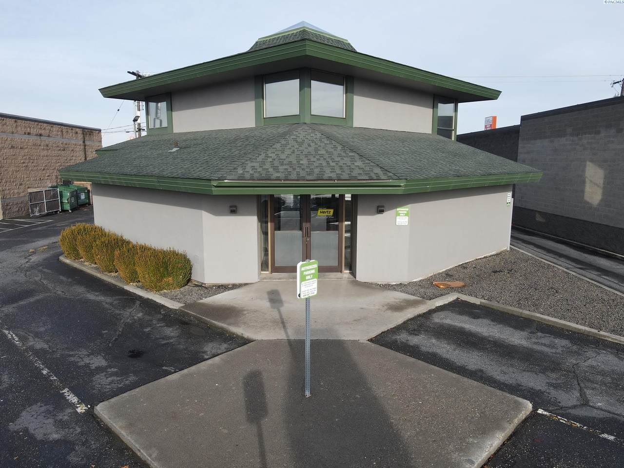 2626 Kennewick Ave - Photo 1