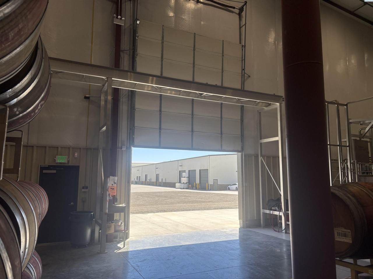 https://bt-photos.global.ssl.fastly.net/tricity/1280_boomver_1_294072-2.jpg