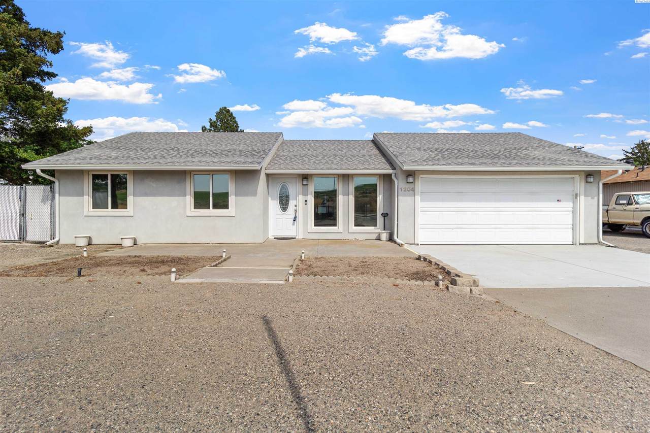 1204 62nd Avenue - Photo 1