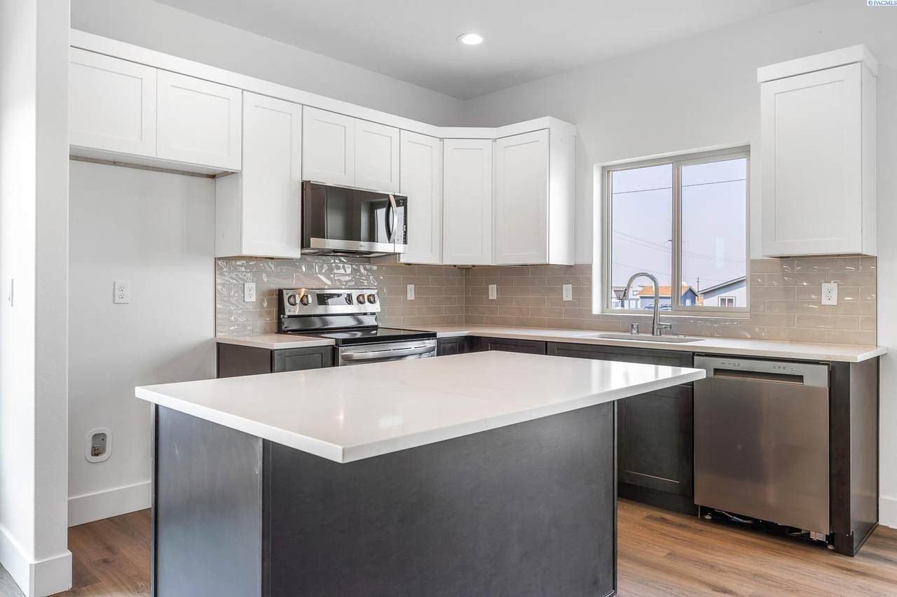 7672 Grapevine Ct - Photo 1