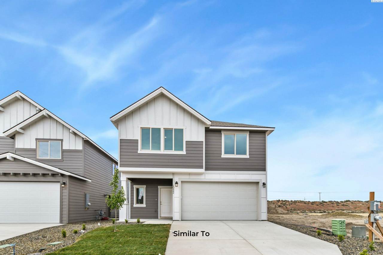 734 Honeylicious St. - Photo 1