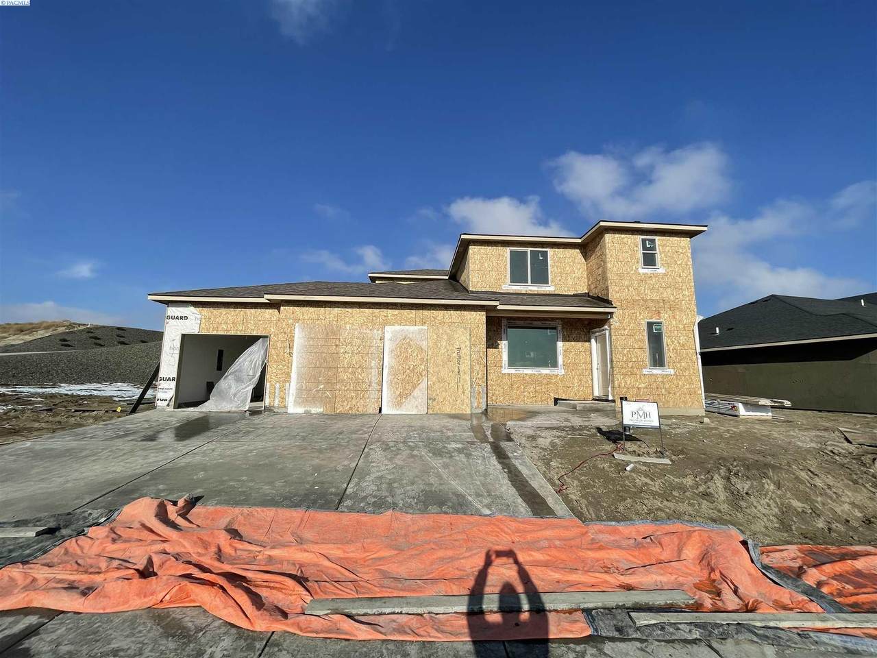 5606 31st Ave - Photo 1