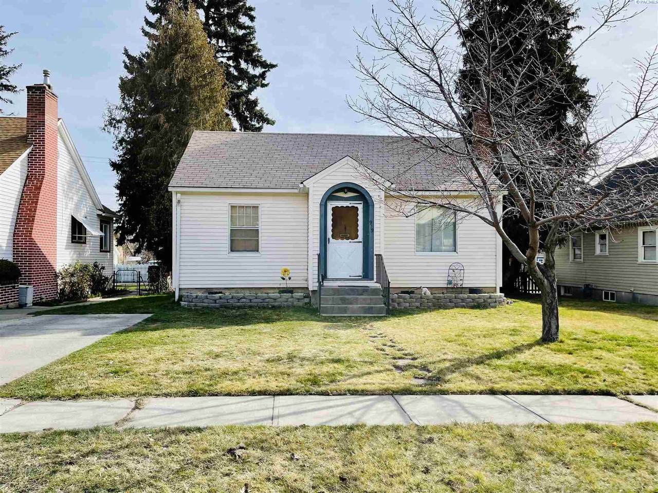 919 17th Ave - Photo 1