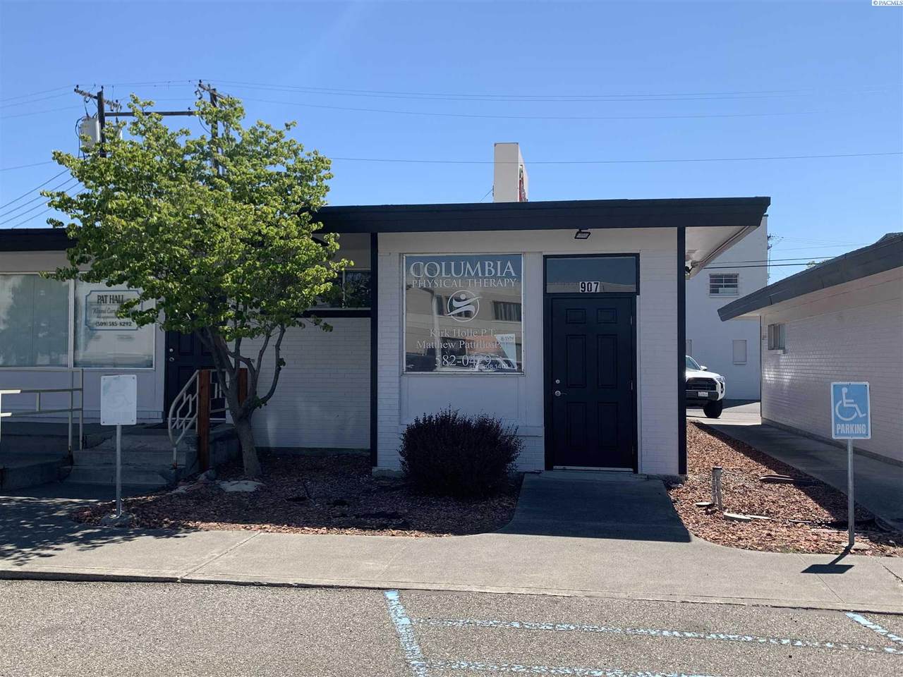 907 Auburn - Photo 1
