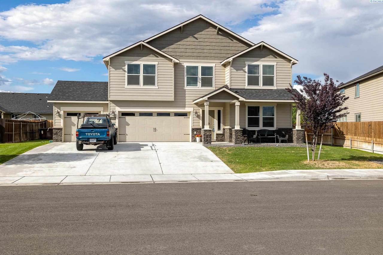 6809 Rogue Drive - Photo 1