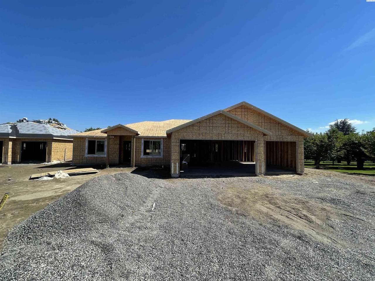 603 Lizzy Ln - Photo 1