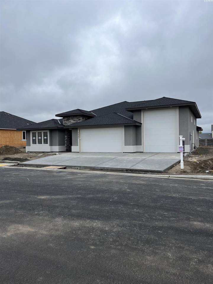 2462 Maggio Loop - Photo 1