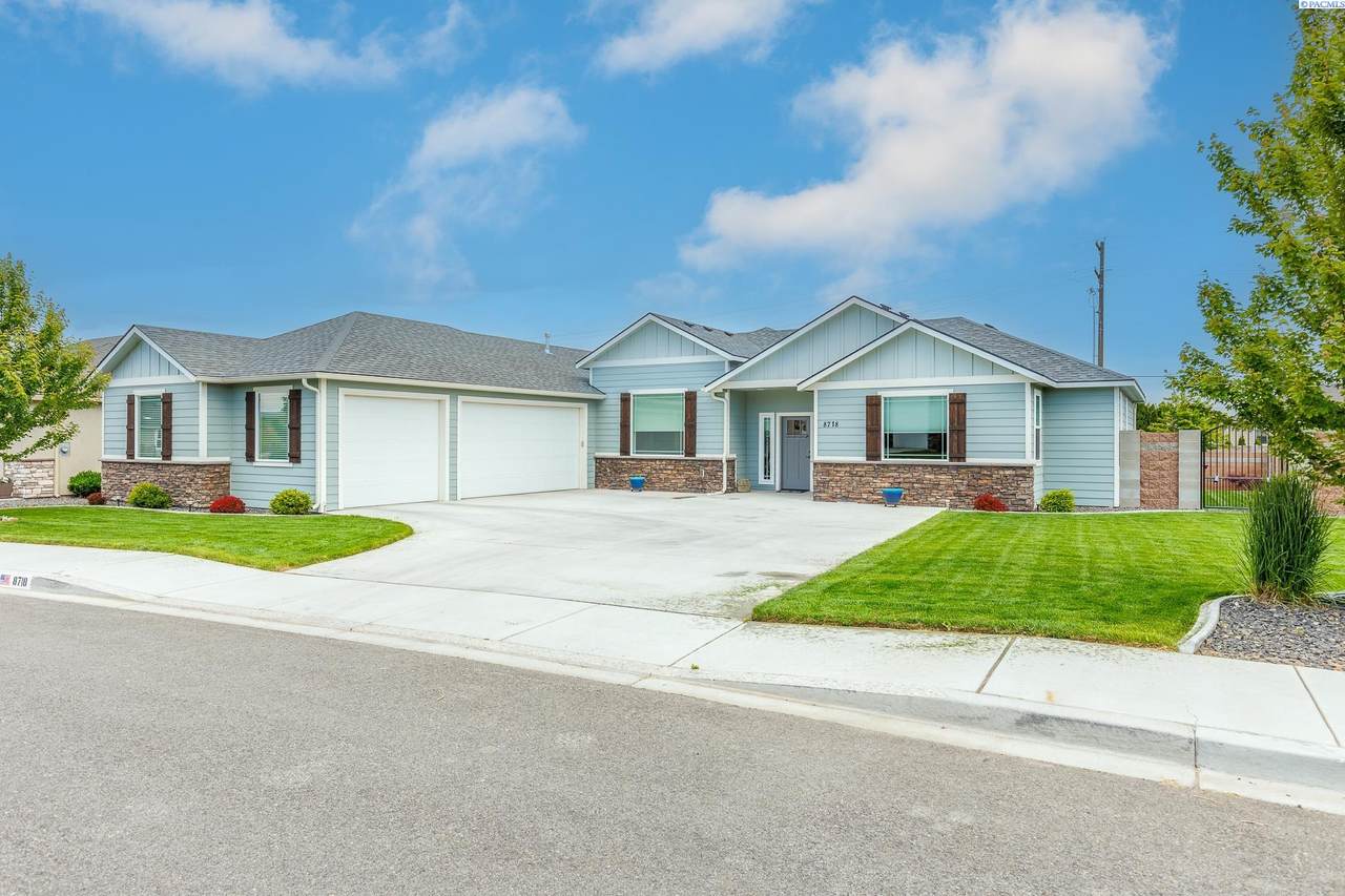 8718 11th Ave - Photo 1