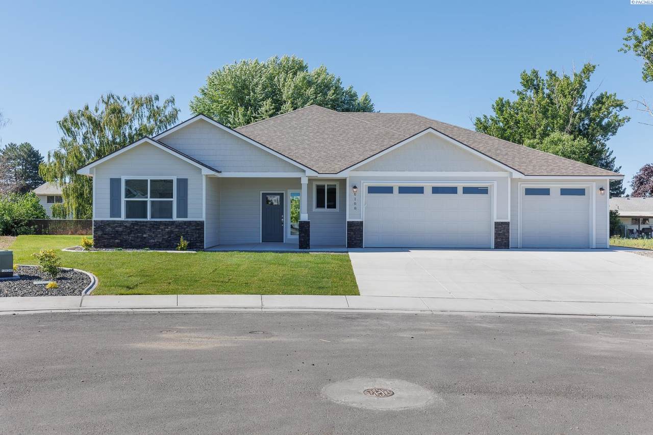 7025 35th Ave - Photo 1