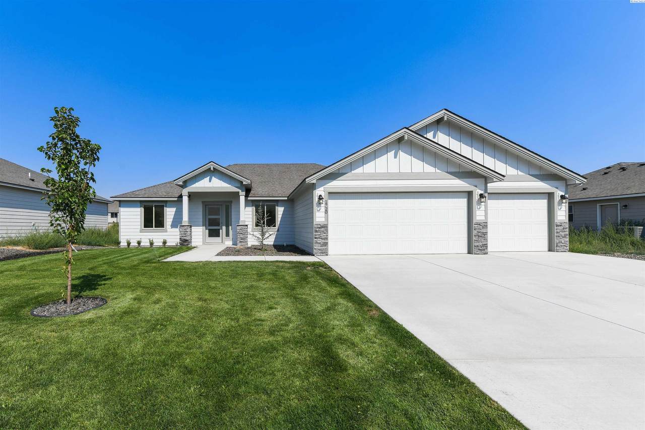 1720 Kendall Rd - Photo 1