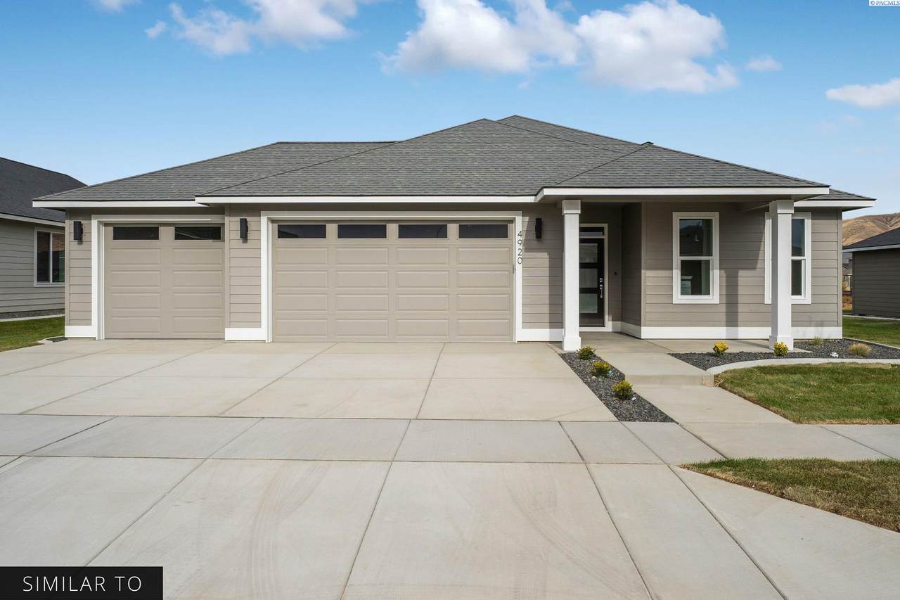 2325 Siena Ave - Photo 1